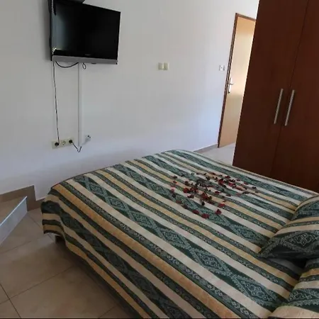 City Center Studio Apartment Malinska Exterior photo