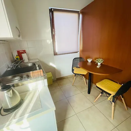 City Center Studio Apartment Malinska Exterior photo