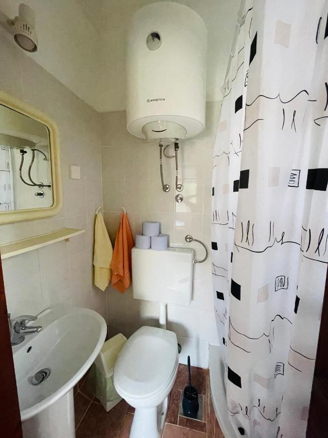 Apartment Center